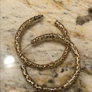 Kendra Scott hoop earrings